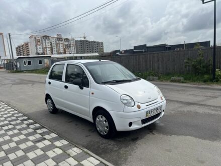Дэу Матиз 2007 в Киеве на Automoto.ua Белый Дэу Матиз, объемом двигателя 8 л и пробегом 170 тыс. км за 1850 $, фото 1 на Automoto.ua