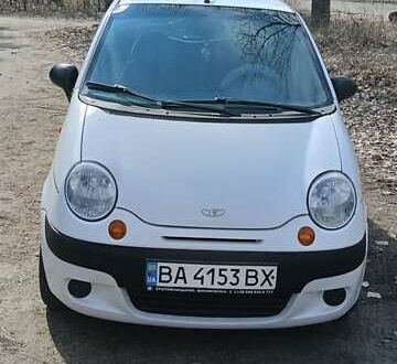 Деу Матіз 2007 у Кропивницькому (Кіровограді) на Automoto.ua Білий Деу Матіз, об'ємом двигуна 1 л та пробігом 153 тис. км за 3300 $, фото 1 на Automoto.ua