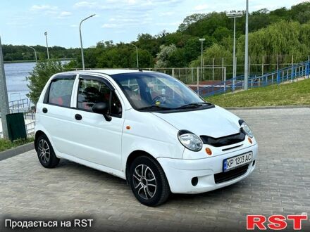 Дэу Матиз 2008 в Запорожье на Automoto.ua Белый Дэу Матиз, объемом двигателя 0.8 л и пробегом 180 тыс. км за 2550 $, фото 1 на Automoto.ua