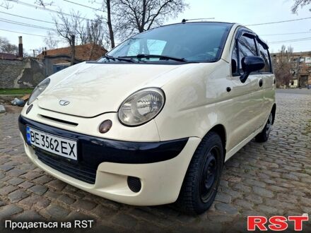 Дэу Матиз 2010 в Николаеве на Automoto.ua Белый Дэу Матиз, объемом двигателя 0.8 л и пробегом 0 тыс. км за 2300 $, фото 1 на Automoto.ua
