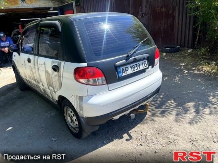 Белый Дэу Матиз, объемом двигателя 0.8 л и пробегом 150 тыс. км за 2100 $, фото 1 на Automoto.ua