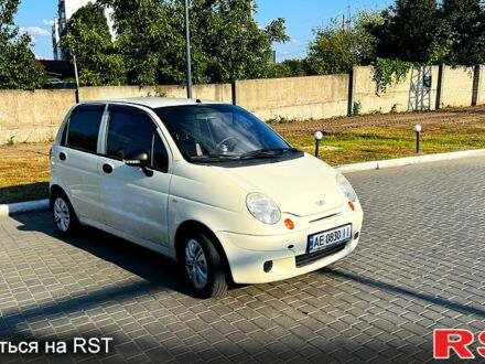 Деу Матіз 2012 у Дніпро (Дніпропетровську) на Automoto.ua Білий Деу Матіз, об'ємом двигуна 0.8 л та пробігом 135 тис. км за 2500 $, фото 1 на Automoto.ua