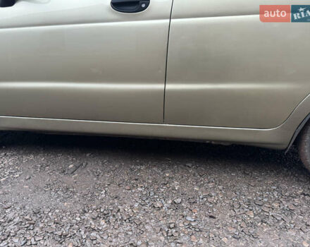 Бежевый Дэу Матиз, объемом двигателя 0.8 л и пробегом 210 тыс. км за 2550 $, фото 6 на Automoto.ua