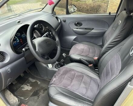 Бежевый Дэу Матиз, объемом двигателя 0.8 л и пробегом 125 тыс. км за 2850 $, фото 2 на Automoto.ua