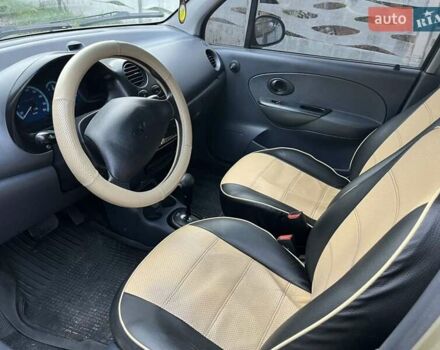 Бежевый Дэу Матиз, объемом двигателя 0.8 л и пробегом 100 тыс. км за 3200 $, фото 1 на Automoto.ua