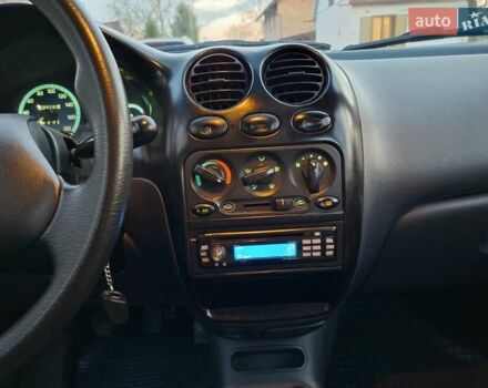 Бежевий Деу Матіз, об'ємом двигуна 0.8 л та пробігом 122 тис. км за 1300 $, фото 15 на Automoto.ua
