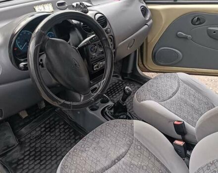Бежевий Деу Матіз, об'ємом двигуна 0.8 л та пробігом 133 тис. км за 2000 $, фото 1 на Automoto.ua