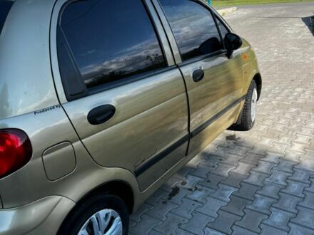 Деу Матіз 2007 у Чернівцях на Automoto.ua Бежевий Деу Матіз, об'ємом двигуна 0.8 л та пробігом 150 тис. км за 2700 $, фото 1 на Automoto.ua