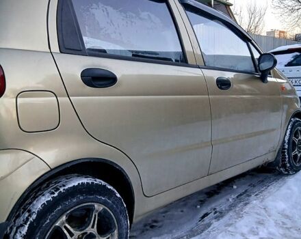 Бежевый Дэу Матиз, объемом двигателя 0.8 л и пробегом 700 тыс. км за 2000 $, фото 1 на Automoto.ua