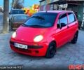 Красный Дэу Матиз, объемом двигателя 0.8 л и пробегом 175 тыс. км за 1299 $, фото 1 на Automoto.ua