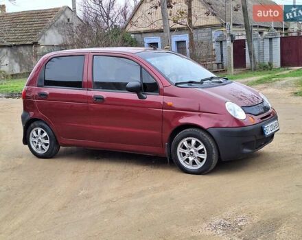 Красный Дэу Матиз, объемом двигателя 0.8 л и пробегом 155 тыс. км за 2800 $, фото 2 на Automoto.ua