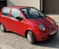 Красный Дэу Матиз, объемом двигателя 0.8 л и пробегом 333 тыс. км за 1375 $, фото 2 на Automoto.ua