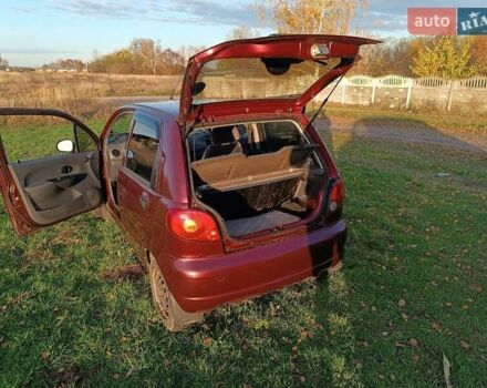 Красный Дэу Матиз, объемом двигателя 0.8 л и пробегом 138 тыс. км за 2500 $, фото 3 на Automoto.ua