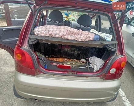Красный Дэу Матиз, объемом двигателя 1 л и пробегом 165 тыс. км за 2000 $, фото 4 на Automoto.ua