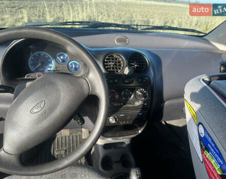 Червоний Деу Матіз, об'ємом двигуна 0.8 л та пробігом 142 тис. км за 1999 $, фото 13 на Automoto.ua