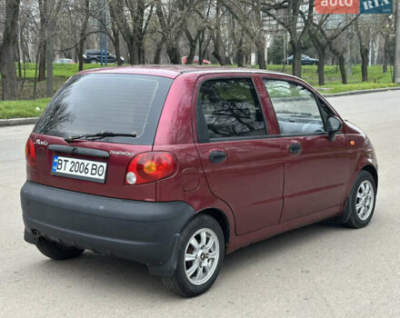 Красный Дэу Матиз, объемом двигателя 0.8 л и пробегом 155 тыс. км за 2800 $, фото 3 на Automoto.ua