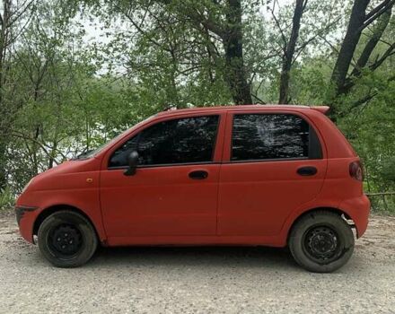 Красный Дэу Матиз, объемом двигателя 0.8 л и пробегом 245 тыс. км за 1200 $, фото 2 на Automoto.ua
