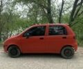 Красный Дэу Матиз, объемом двигателя 0.8 л и пробегом 245 тыс. км за 1200 $, фото 2 на Automoto.ua