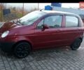 Красный Дэу Матиз, объемом двигателя 0.8 л и пробегом 190 тыс. км за 2200 $, фото 1 на Automoto.ua