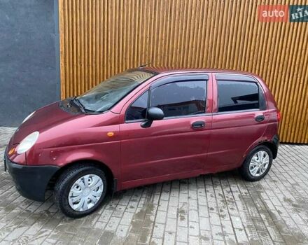 Красный Дэу Матиз, объемом двигателя 0.8 л и пробегом 157 тыс. км за 2200 $, фото 2 на Automoto.ua