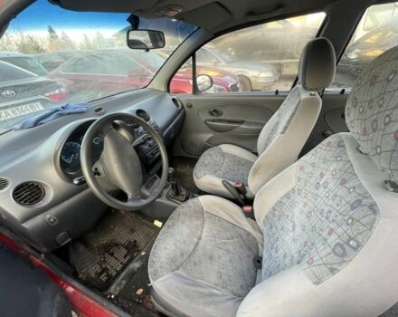 Красный Дэу Матиз, объемом двигателя 0.8 л и пробегом 132 тыс. км за 600 $, фото 6 на Automoto.ua