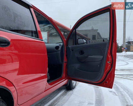 Червоний Деу Матіз, об'ємом двигуна 0.8 л та пробігом 96 тис. км за 3290 $, фото 6 на Automoto.ua