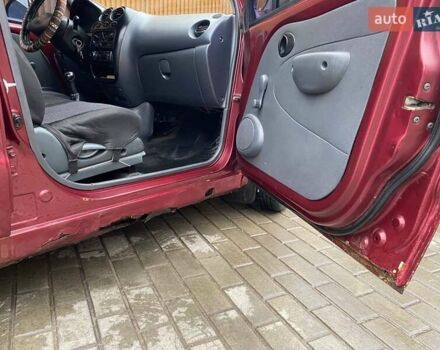 Красный Дэу Матиз, объемом двигателя 0.8 л и пробегом 157 тыс. км за 2200 $, фото 7 на Automoto.ua