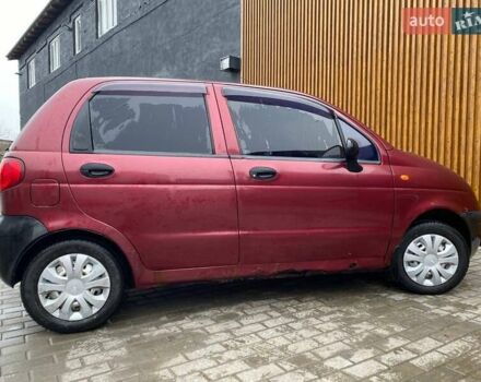 Красный Дэу Матиз, объемом двигателя 0.8 л и пробегом 157 тыс. км за 2200 $, фото 3 на Automoto.ua