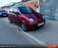 Красный Дэу Матиз, объемом двигателя 0.8 л и пробегом 143 тыс. км за 3500 $, фото 1 на Automoto.ua