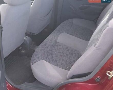 Червоний Деу Матіз, об'ємом двигуна 0.8 л та пробігом 180 тис. км за 2000 $, фото 4 на Automoto.ua