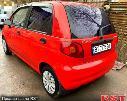 Красный Дэу Матиз, объемом двигателя 0.8 л и пробегом 200 тыс. км за 1500 $, фото 2 на Automoto.ua