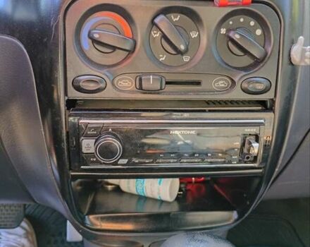 Красный Дэу Матиз, объемом двигателя 0.8 л и пробегом 180 тыс. км за 3200 $, фото 3 на Automoto.ua