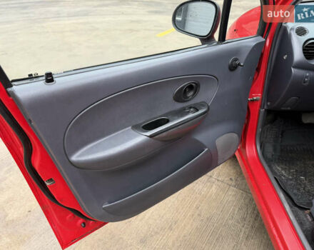 Червоний Деу Матіз, об'ємом двигуна 0.8 л та пробігом 130 тис. км за 2850 $, фото 5 на Automoto.ua