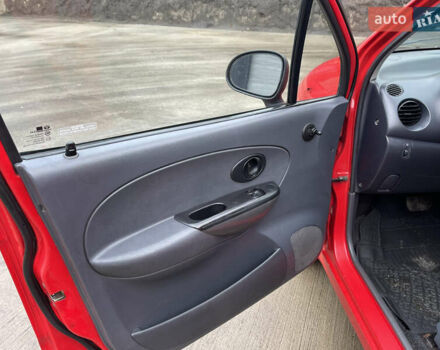 Красный Дэу Матиз, объемом двигателя 0.8 л и пробегом 120 тыс. км за 2850 $, фото 6 на Automoto.ua