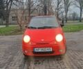 Красный Дэу Матиз, объемом двигателя 0.8 л и пробегом 144 тыс. км за 2500 $, фото 1 на Automoto.ua