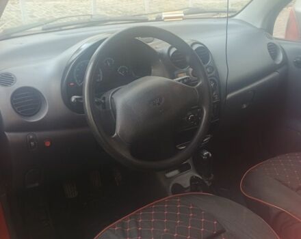 Дэу Матиз 2007 в Сумах на Automoto.ua Красный Дэу Матиз, объемом двигателя 0.8 л и пробегом 153 тыс. км за 1503 $, фото 4 на Automoto.ua