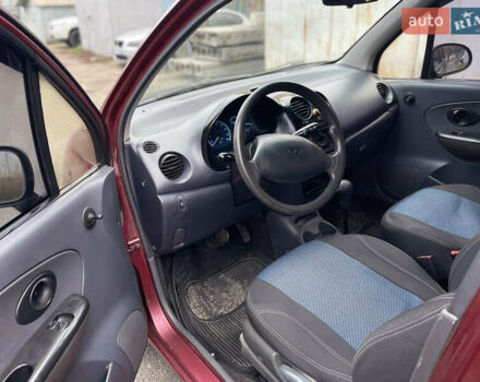 Червоний Деу Матіз, об'ємом двигуна 0.8 л та пробігом 129 тис. км за 2999 $, фото 6 на Automoto.ua