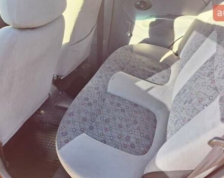 Червоний Деу Матіз, об'ємом двигуна 0.8 л та пробігом 120 тис. км за 3300 $, фото 13 на Automoto.ua