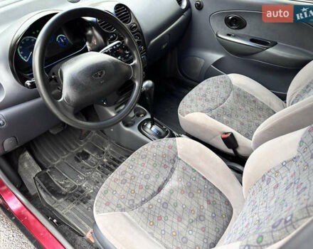 Красный Дэу Матиз, объемом двигателя 0.8 л и пробегом 142 тыс. км за 2300 $, фото 10 на Automoto.ua