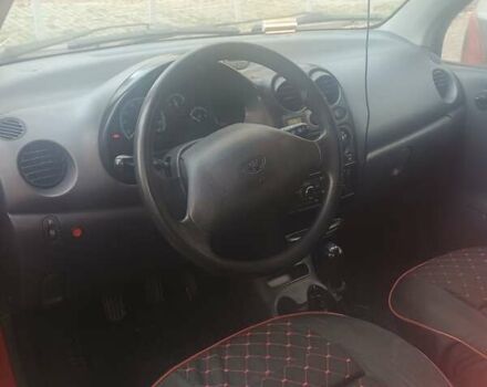 Червоний Деу Матіз, об'ємом двигуна 0.8 л та пробігом 153 тис. км за 1500 $, фото 2 на Automoto.ua