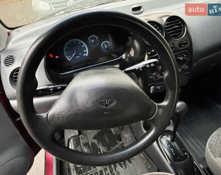 Червоний Деу Матіз, об'ємом двигуна 0.8 л та пробігом 142 тис. км за 2400 $, фото 13 на Automoto.ua