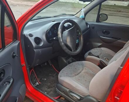 Червоний Деу Матіз, об'ємом двигуна 0.8 л та пробігом 143 тис. км за 3200 $, фото 5 на Automoto.ua