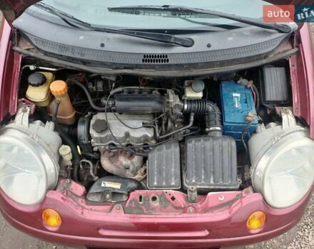 Червоний Деу Матіз, об'ємом двигуна 0.8 л та пробігом 186 тис. км за 2650 $, фото 3 на Automoto.ua
