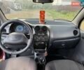 Красный Дэу Матиз, объемом двигателя 0.8 л и пробегом 165 тыс. км за 2200 $, фото 1 на Automoto.ua