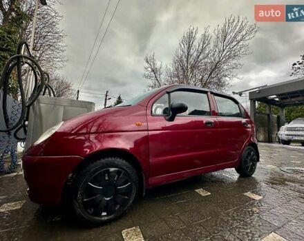 Червоний Деу Матіз, об'ємом двигуна 0.8 л та пробігом 135 тис. км за 2000 $, фото 1 на Automoto.ua