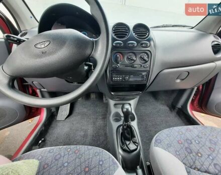 Червоний Деу Матіз, об'ємом двигуна 0.8 л та пробігом 73 тис. км за 2800 $, фото 12 на Automoto.ua