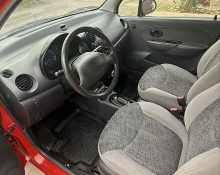 Красный Дэу Матиз, объемом двигателя 0.8 л и пробегом 64 тыс. км за 3300 $, фото 2 на Automoto.ua