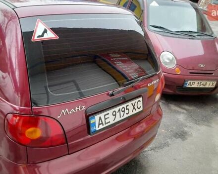 Червоний Деу Матіз, об'ємом двигуна 0.8 л та пробігом 110 тис. км за 3750 $, фото 3 на Automoto.ua