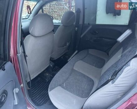 Червоний Деу Матіз, об'ємом двигуна 0.8 л та пробігом 360 тис. км за 1180 $, фото 11 на Automoto.ua