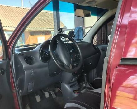 Червоний Деу Матіз, об'ємом двигуна 0.8 л та пробігом 81 тис. км за 2400 $, фото 4 на Automoto.ua